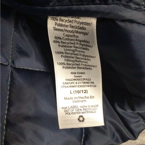 Kids Quilted Vest with Hooded Sleeves - Picture 3 of 7